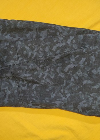 Danskin kadın siyah desenli yumuşak kumaş tayt - Görsel 3