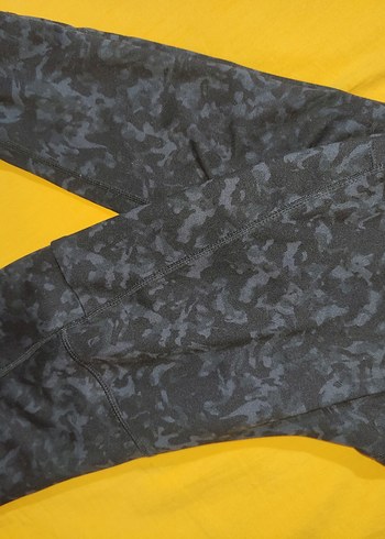 Danskin kadın siyah desenli yumuşak kumaş tayt - Görsel 2