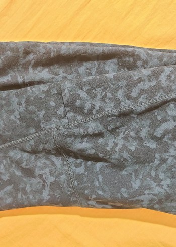 Danskin kadın siyah desenli yumuşak kumaş tayt - Görsel 4