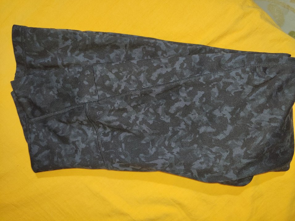 Danskin kadın siyah desenli yumuşak kumaş tayt - Görsel 3