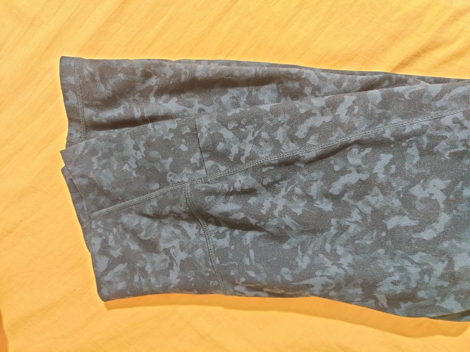 Danskin kadın siyah desenli yumuşak kumaş tayt - Görsel 4