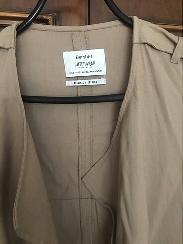 Bershka İnce mevsimlik ceket