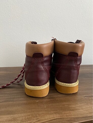 37 Beden bordo Renk Cat bot