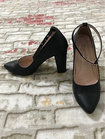Yeni gibidir 37 numara