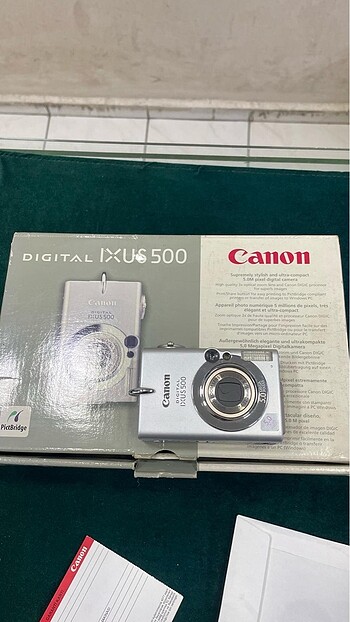 Sıfır kutulu Canon ixus500