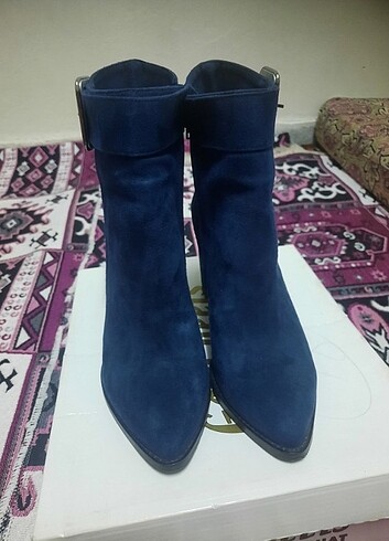 37 Beden Bayan yarım bot