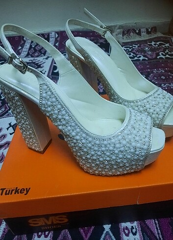 Gelin ayakkabısı 