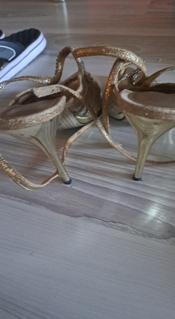 Diger Altın Rengi Yılan Desenli Dolgu Topuklu Kadın Ayakkabı - Görsel 2