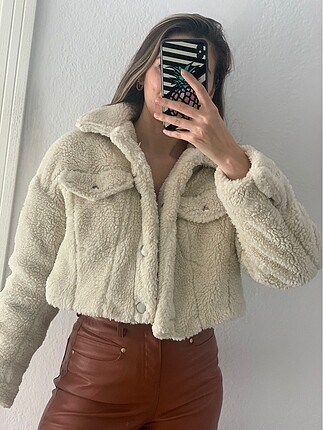 m Beden ten rengi Renk Bershka kürk