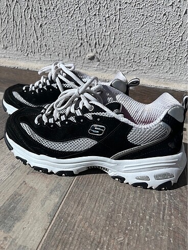 38 Beden Skechers sneaker
