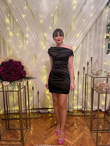 Zara saten elbise