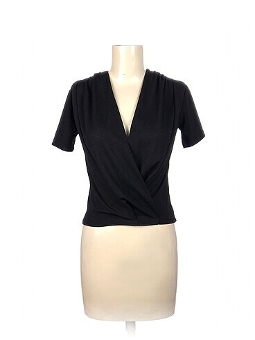 Zara Bluz %70 İndirimli.