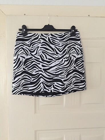 Zebra Desenli Etek