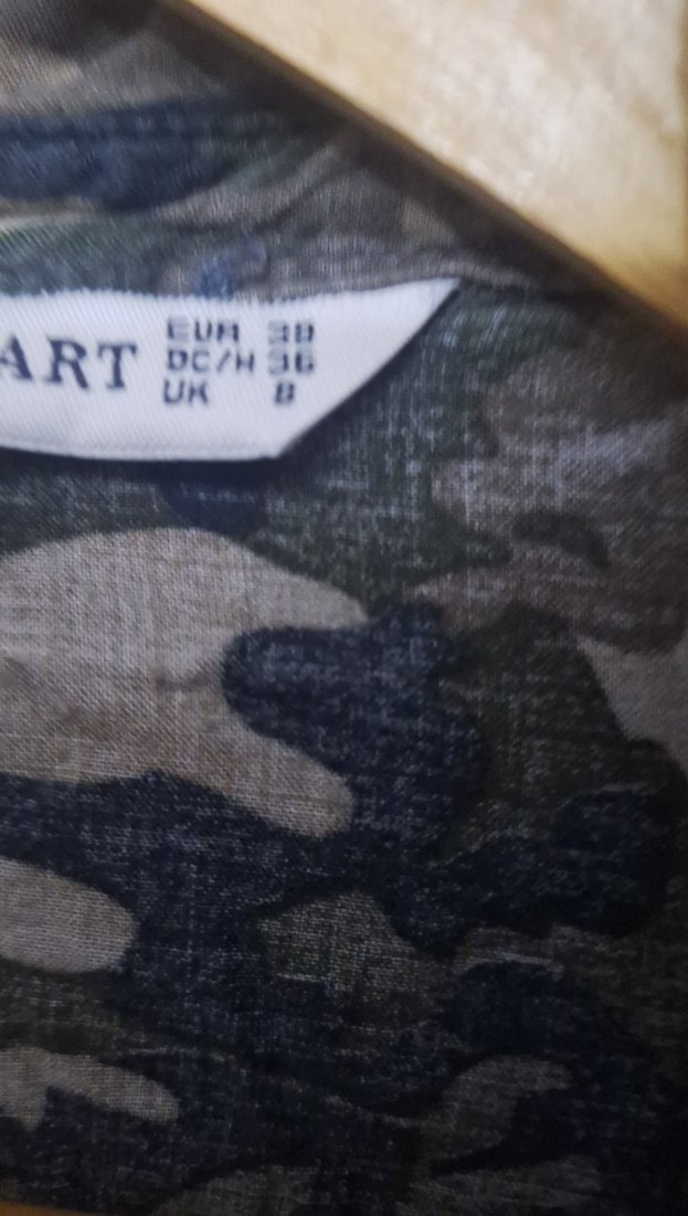 Düğmeli Kamuflaj Desenli Kadın Gömlek - Görsel 3