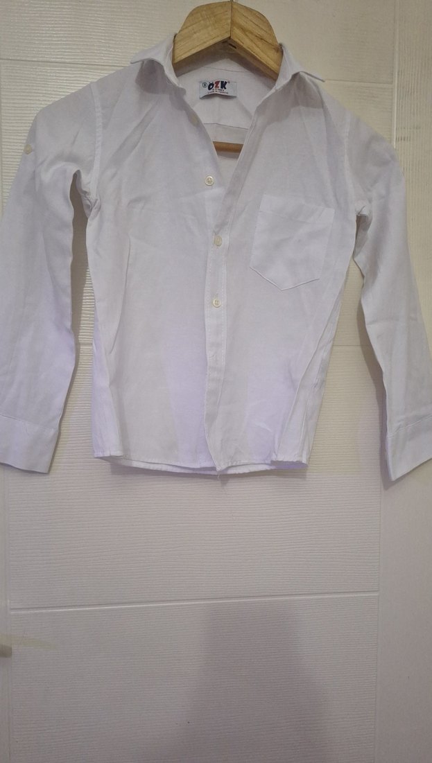 Erkek Çocuk Beyaz  Düğmeli Gömlek - Görsel 2