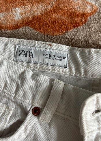 11-12 Yaş Beden beyaz Renk Zara erkek çocuk jean