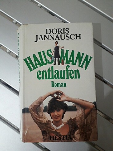Doris Jannausch - Hausmann Entlaufen