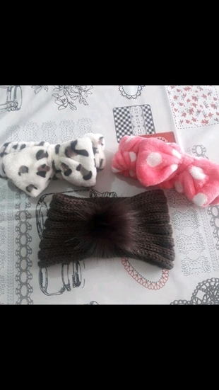 3 adet sac bandanası.
