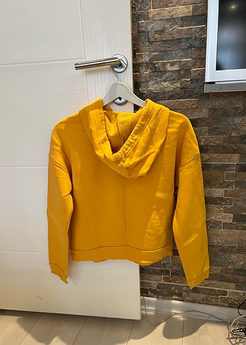 Sarı Kapüşonlu Kadın Sweatshirt - Görsel 2