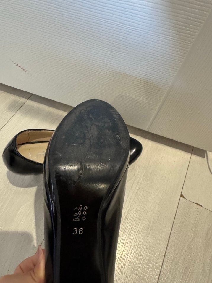 Siyah Rugan Kadın Topuklu Ayakkabı - Görsel 3