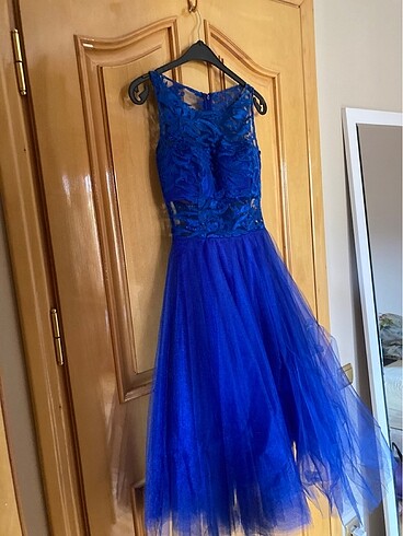 Parti elbisesi kabarik tül detayli dantelli - Görsel 4