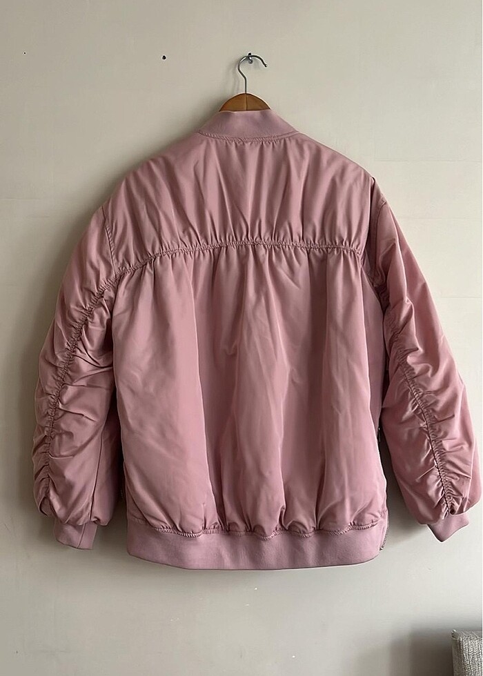 Zara Mont - Görsel 2