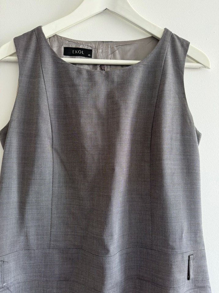 Kadın Gri Kolsuz Kumaş Elbise - Görsel 2