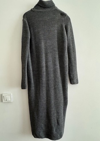 Gri Yüksek Yakalı Triko Uzun Elbise - Görsel 5