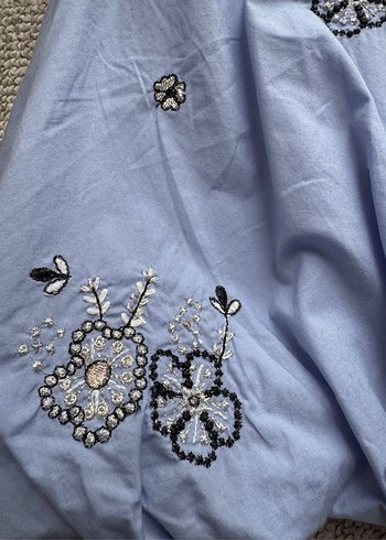 Nakışlı Mavi Kız Bebek Elbisesi Boncuk Detaylı - Görsel 2