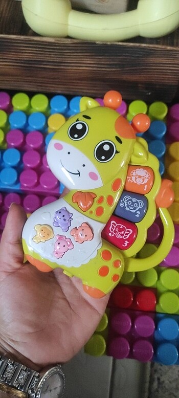 Beden Oyuncak piyano
