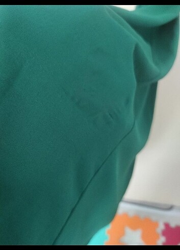 Zümrüt yeşili hamile elbisesi  - Görsel 5