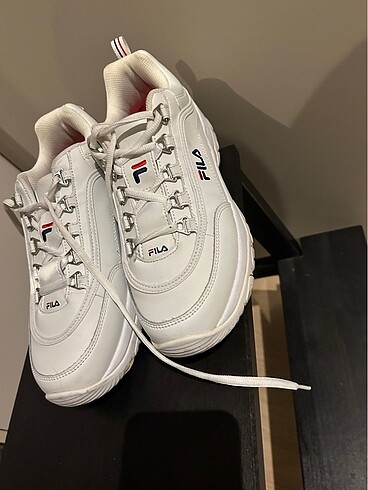 Fila strada beyaz sneaker