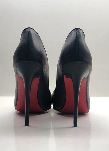 Diğer Siyah deri stiletto