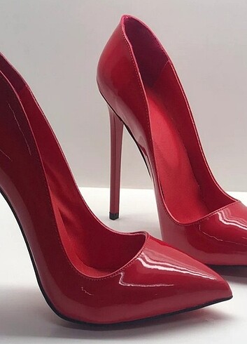 Kırmızı rugan hakiki deri astarlı stiletto