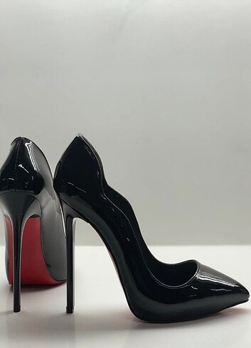 Diğer Siyah rugan lov stiletto
