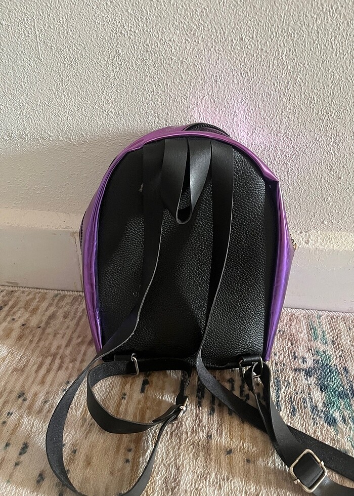 Küçük sırt çantası - Görsel 2