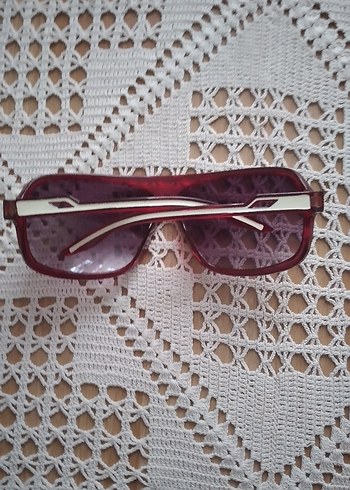 Şeffaf Kırmızı Vintage Kadın Güneş Gözlüğü - Görsel 4