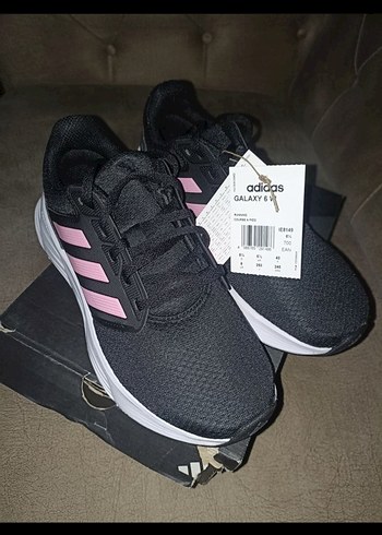 Adidas ürünü