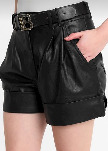 Balmain Siyah Deri Kemerli Mini Şort - Görsel 4