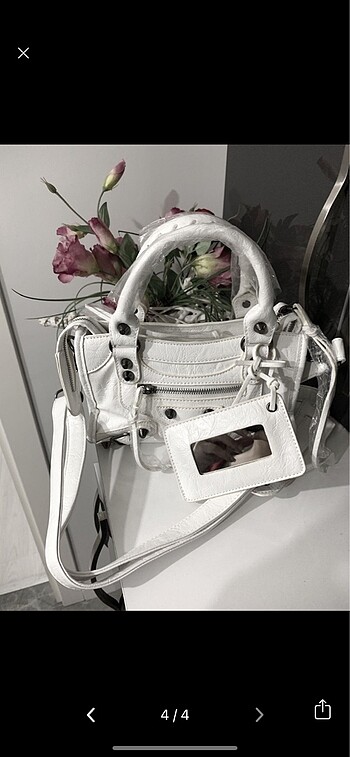 Balenciaga Beyaz küçük Balenciaga deri çanta