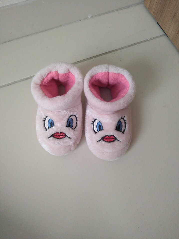 Pembe Nakışlı Kız Çocuk Terliği - Görsel 2