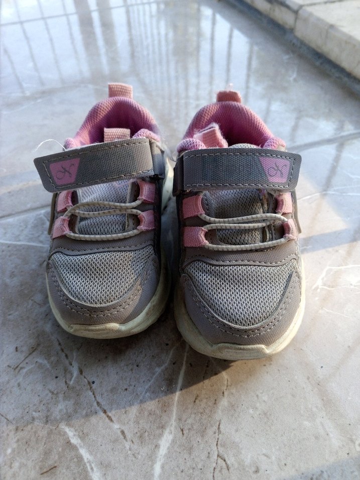 Kız Çocuk Gri Bağcıksız Sneakers - Görsel 2