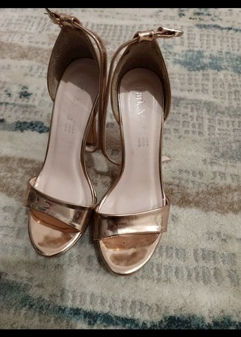 Ayakkabı dünyası 38