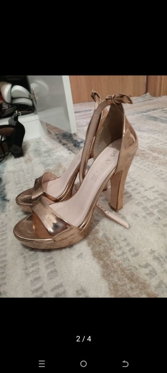 Altın Renkli Stiletto Topuklu Kadın Ayakkabı - Görsel 2