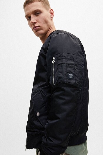 Pull&Bear Siyah Bomber Ceket