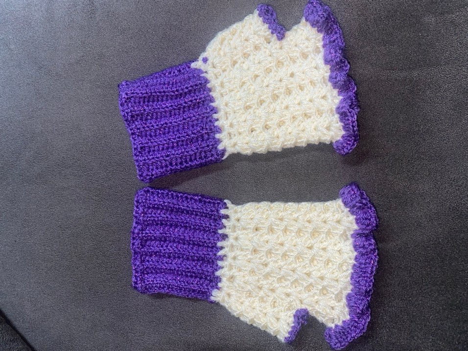 Mor Dantel Detaylı Kadın Eldiveni - Görsel 2