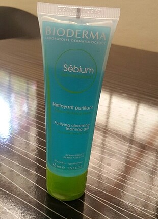 Bioderma Sebium yuz temizleme jeli 45 ml