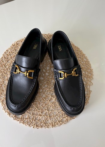 Zara Zara Altın Tokalı Siyah Deri Kadın Loafer