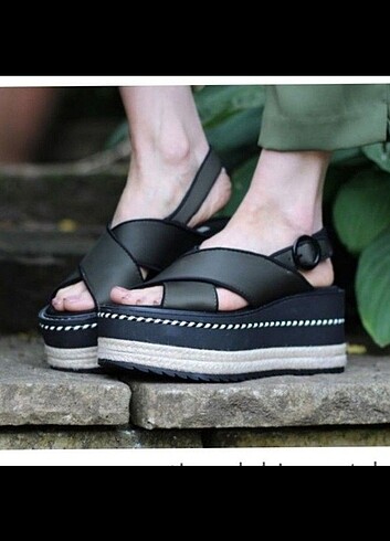 Zara dolgu topuk platform sandalet 