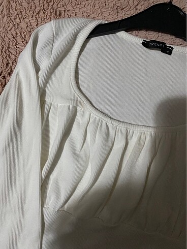 Trendyol & Milla Büzgülü crop